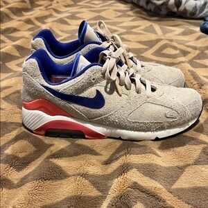 Nike Tan and Navy Sneakers with Red Sole AIR Max 180 Steadman